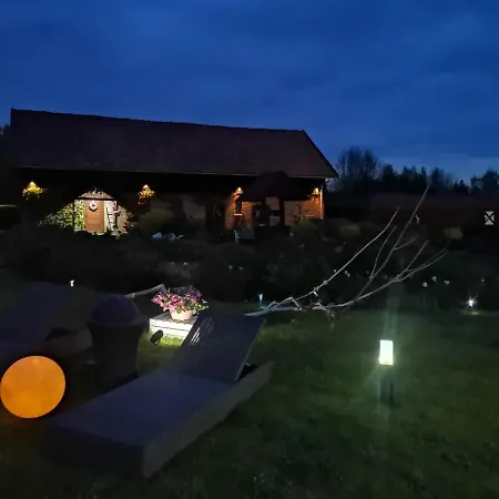 Dworek Nad Stawem Farm stay