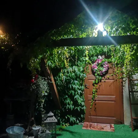 Dworek Nad Stawem Farm stay Stary Dzierzgon