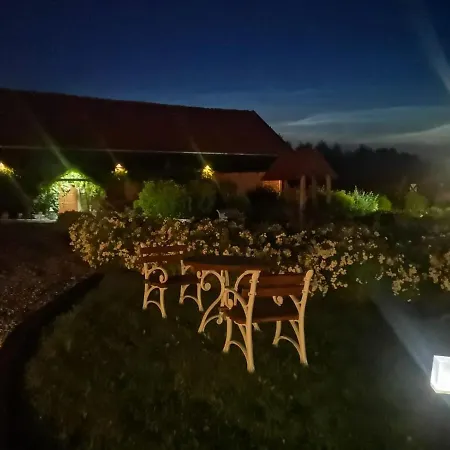 Farm stay Dworek Nad Stawem *