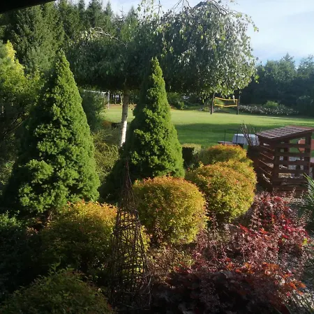 Dworek Nad Stawem Farm stay