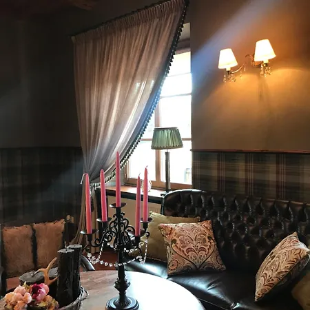 Dworek Nad Stawem Farm stay