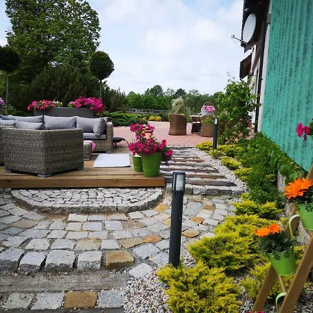 Farm stay Dworek Nad Stawem *
